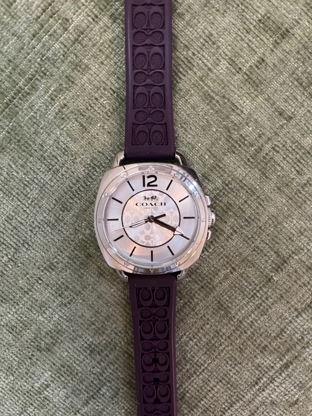 Women’s Coach Watch